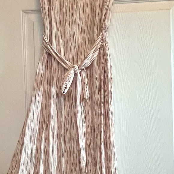 Carve Designs, Macy maxi dress, Madrid print, size Medium. - Picture 7 of 8